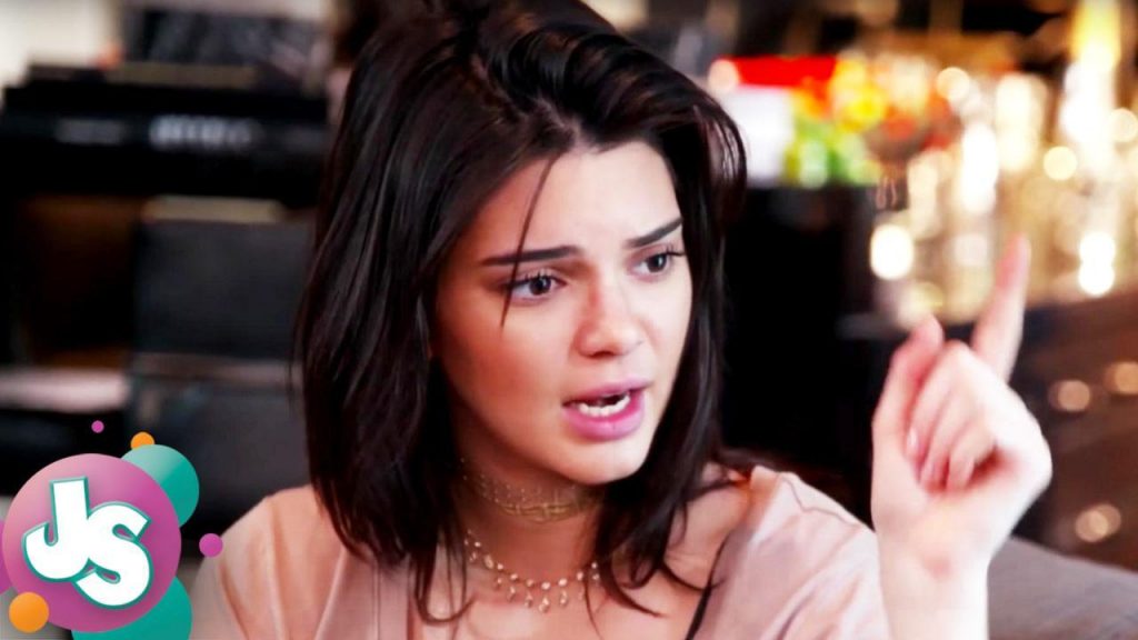 Kendall Jenner QUITTING ‘Keeping Up with the Kardashians?!