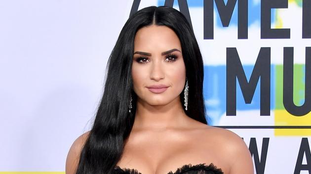 Demi Lovato brings SURPRISE Guest as Date to 2017 AMAs