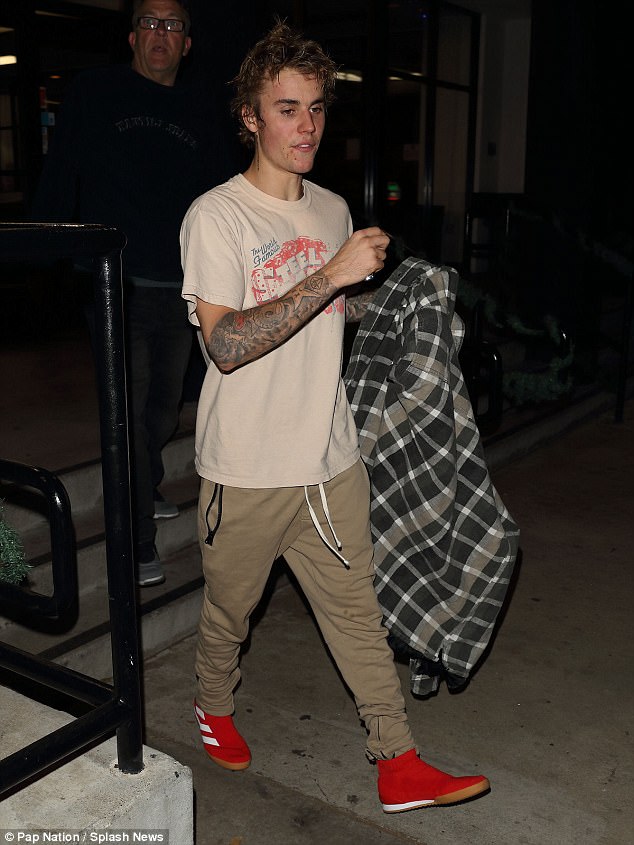 Skating on thin ice! Justin Bieber looks a tad worn-out as he leaves ...