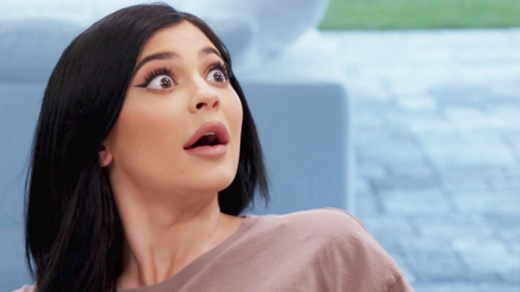 Pregnant Kylie Jenner & Travis Scott Breaking Up?