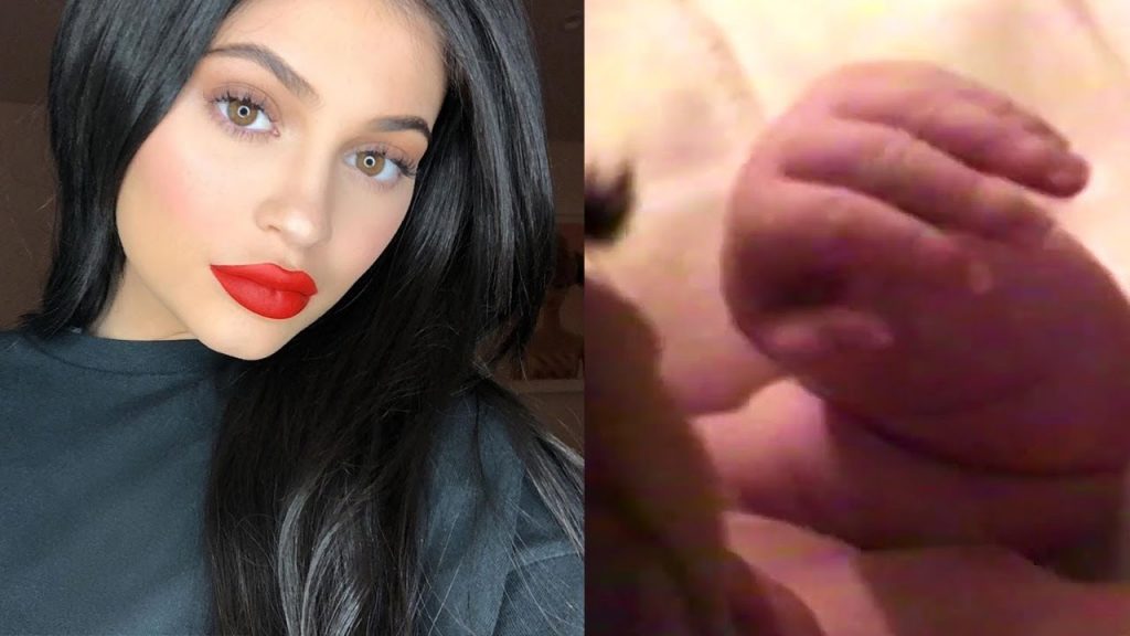 Kylie Jenner GUSHES about Baby Stormi & SLAMS New Snapchat Update