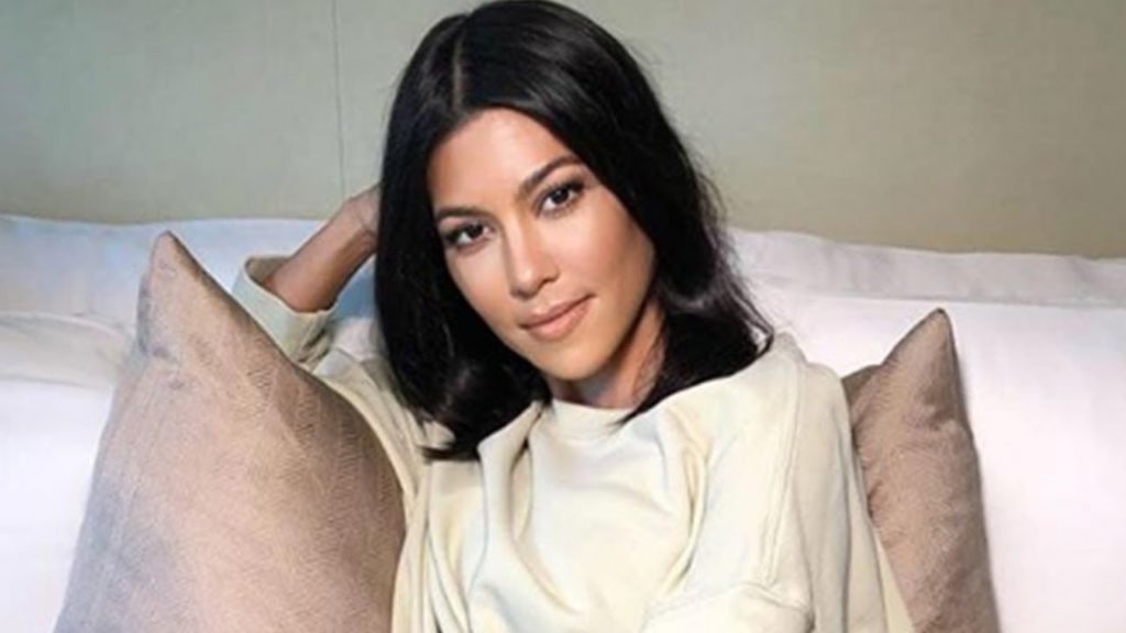 Younes Bendjima makes another rude comment on Kourtney Kardashian’s IG!