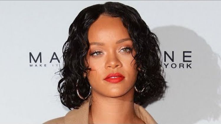 Rihanna TROLLS Fans & Responds to Meme Arguing with her BF