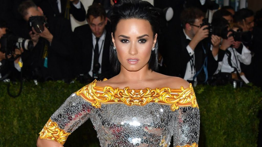 Demi Lovato Breaks her Silence 2 weeks after Overdose