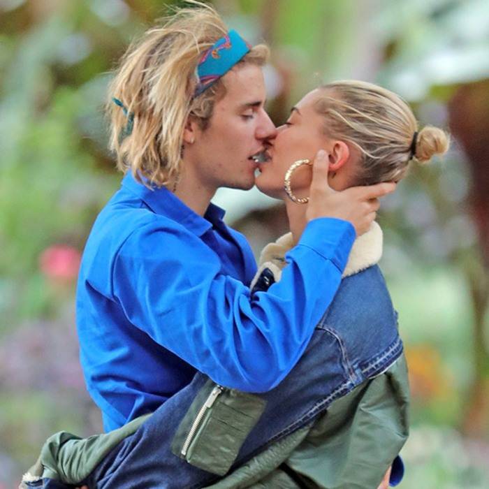 Justin Bieber and Hailey Baldwin share a Kiss for all to See – No Marital Trouble Here! – EXCLUSIVE