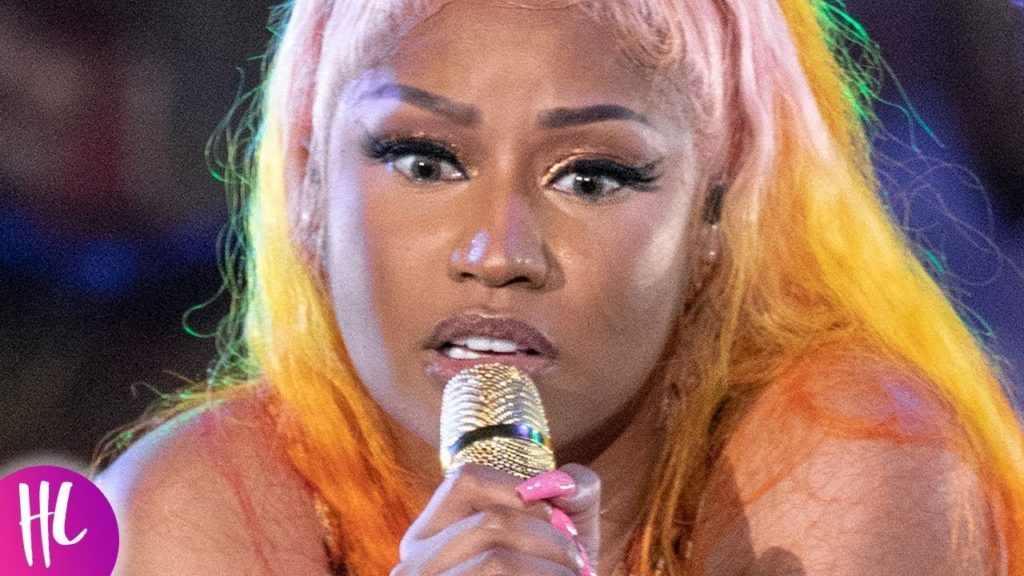 Nicki Minaj gives Man a Lap Dance & his Girlfriend’s reaction is Priceless